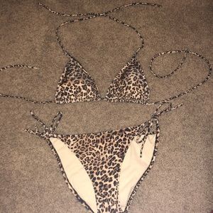 Leopard string bikini